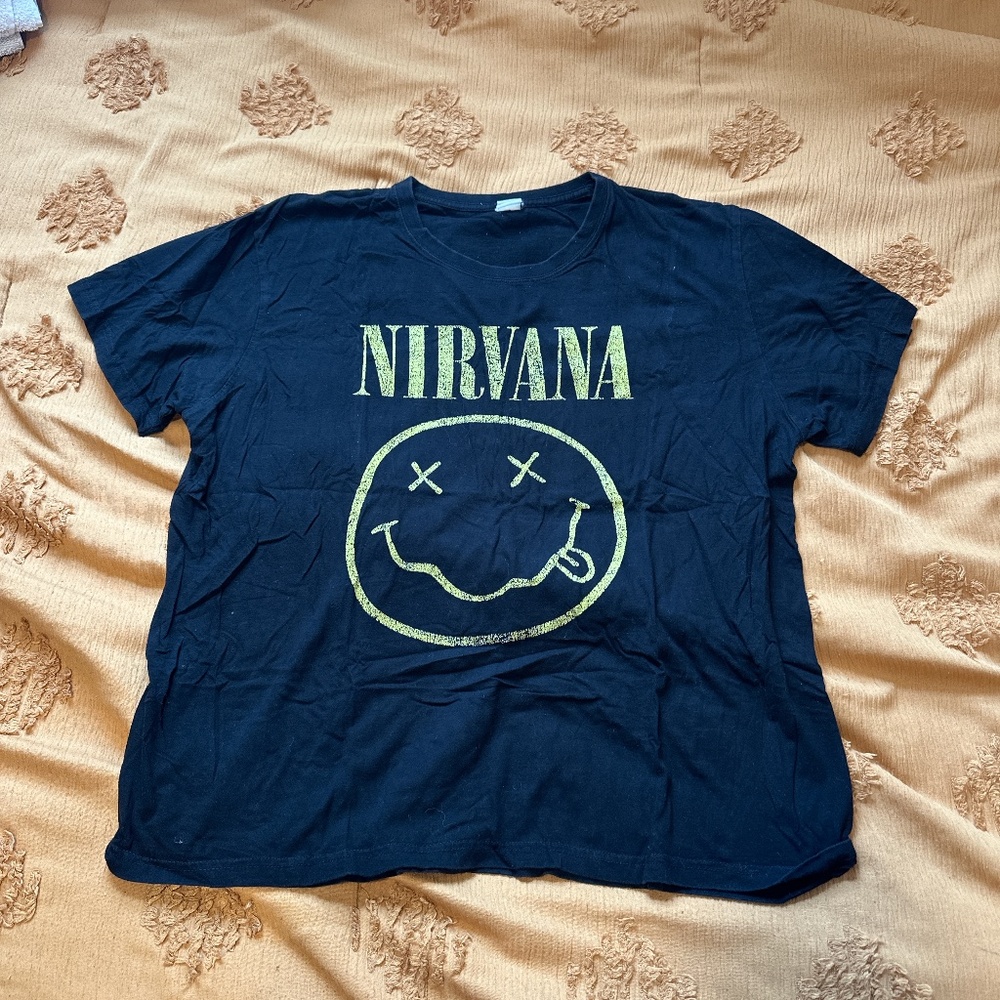 Nirvana black t-shirt